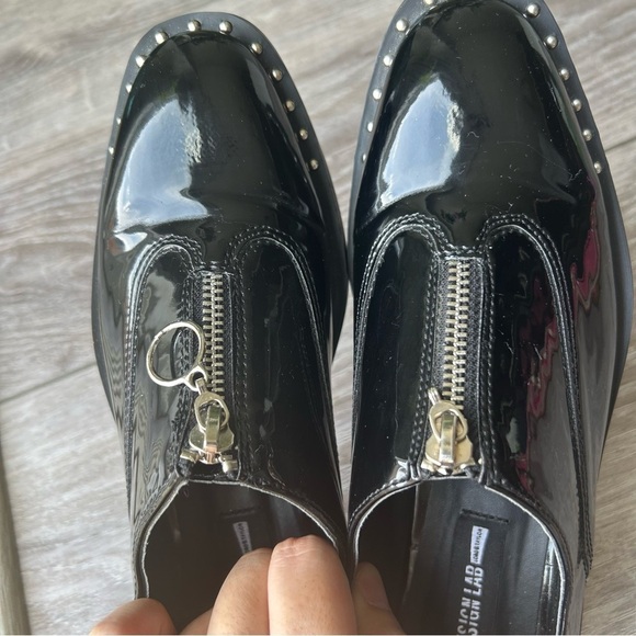 Design Lab Lord & Taylor Remie  Patent Faux Leather Studded Oxford Loafer - Picture 13 of 13